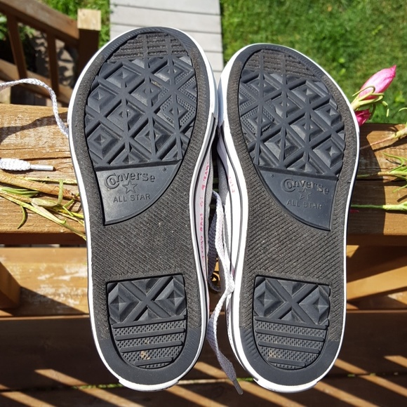 Converse Shoes Big Girls Converse All Stars Shoes Size 4 Poshmark